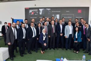 بالصور.. البنك التجاري الدولي يحتفل بانتهاء الدورة الرابعة من برنامج "SME Academy" وتخريج 21 موظف 1 received 311462674030671