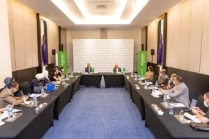 بالصور .. شنايدر إلكتريك تتوسع بأعمالها من خلال تحالف عالمي جديد مع هيوليت باكارد إنتربرايز في مصر لتزويد عملائهما بباقة مميزة من منتجات الشركتين 1 received 136020871970709