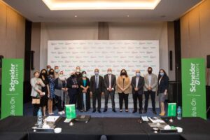بالصور .. شنايدر إلكتريك تتوسع بأعمالها من خلال تحالف عالمي جديد مع هيوليت باكارد إنتربرايز في مصر لتزويد عملائهما بباقة مميزة من منتجات الشركتين 2 received 4123260474459838