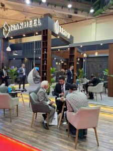 إقبال كبير على جناح شركة "نخيل للتطوير العقارى" خلال فعاليات معرض EPIS لليوم الثانى 2 received 526933418452915 1