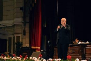 بالصور.. جامعة القاهرة تشهد محاضرة مشتركة للدكتور الخشت وثروت الخرباوي حول الدولة الوطنية والخطاب الديني الجديد 2 FB IMG 1640270841796