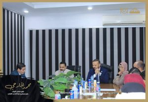 بالصور.. النائب محمد الجارحي يستعرض تجربة مركز مستقبل وطن للدراسات السياسية والاستراتيجية مع وفد من طلاب جامعة السويس 1 FB IMG 1640452729463
