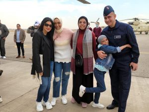 السيسي حقق حلمها.. بطلة مؤسسة أهل مصر للتنمية ترتدي زى عسكري وتستقل طائرة حربية 1 IMG 20211207 WA0052