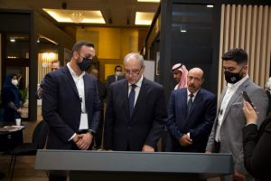 بالصور.. "سكاي أبو ظبي" تشارك بمعرض عقارات النيل بالسعودية وتطرح مشروع Residence Eight 2 أفتتاح السفير المصري بالسعودية للمعرض وزيارة جناح سكاي أبوظبي 3