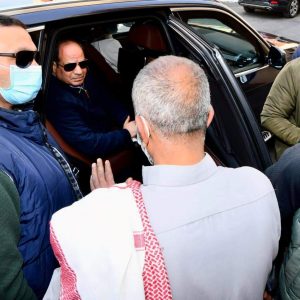 بالصور.. نص حوارات من "القلب " بين الرئيس وأهالي مصر القديمة 3 FB IMG 1647615024306
