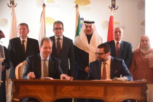 بالتعاون بين مجموعة الشريف السعودية والقابضة للسياحة والفنادق.. وزير قطاع الأعمال العام يشهد توقيع عقد إدارة فندق شبرد تحت علامة "ماندارين أورينتال" العالمية 1 IMG 20220321 WA0153