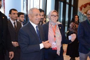بالصور.. الدكتور إسماعيل عبد الغفار رئيس الأكاديمية العربية للعلوم والتكنولوجيا يشارك أسرة الاكاديمية بالقاهرة إفطارهم السنوي 5 FB IMG 1649624524482