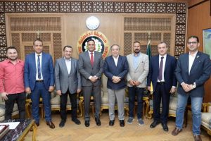بالصور ..الدكتور شريف الجبلي يبحث مع محافظ الدقهلية طلبات دائرة أجا 2 FB IMG 1650563241189