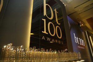 بالصور .. "bt100" تحتفي بنجاحات الاقتصاد المصري.. وتكرم رجال أعمال ومسئولين عن دورهم في التنمية 1 IMG 20220526 WA00931