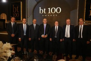 بالصور .. "bt100" تحتفي بنجاحات الاقتصاد المصري.. وتكرم رجال أعمال ومسئولين عن دورهم في التنمية 2 IMG 20220526 WA00941