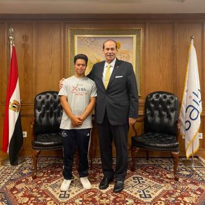 بالصور.. بنك Saib يدعم السباح المصري محمد الحسيني قبل محاولة عبور "المانش" 2 FB IMG 1659437958441