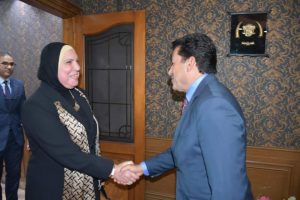 بالصور.. أول ظهور لنيفين جامع بعد الخروج من الوزارة 1 FB IMG 1664968203610