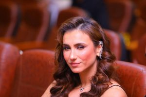 بالصور.. هلا السعيد تتألق بإطلاله جذابة خلال تكريمها في مهرجان الحياة للدراما 3 IMG 20221119 WA0072 1