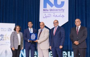 بالصور.. البنك المركزي يكرم أفضل 5 بنوك أداء في مجال خدمات تطوير الأعمال ضمن مبادرة رواد النيل 3 IMG 20221203 WA0027