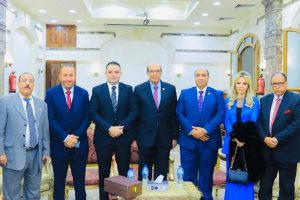 بالصور.. وفود أمانة القاهرة بحزب الشعب الجمهوري تزور الكنائس و تهنئ الأخوة الأقباط بأعياد الميلاد 4 FB IMG 1673121523617