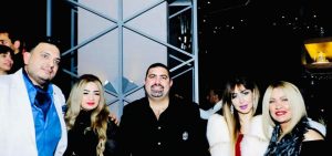 بالصور.. نجوم الفن و الإعلام والبيزنس يحتفلون بعيد ميلاد المنتج ياسر سليم 6 FB IMG 1673910292159