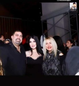 بالصور.. نجوم الفن و الإعلام والبيزنس يحتفلون بعيد ميلاد المنتج ياسر سليم 4 FB IMG 1673910309423