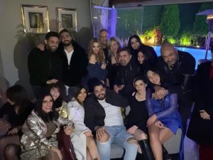 بالصور.. نجوم الفن و الإعلام والبيزنس يحتفلون بعيد ميلاد المنتج ياسر سليم 3 FB IMG 1673910326666