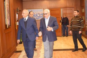 بالصور.. محافظ بورسعيد يستقبل رئيس الأكاديمية العربية للعلوم والتكنولوجيا والنقل البحري 1 FB IMG 1674375052811