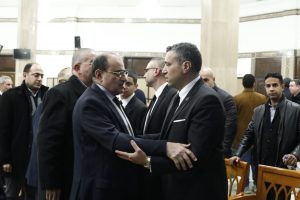 بالصور.. اللواء أمير سيد أحمد مستشار الرئيس للتخطيط العمراني يعزي أسرة المهندس حسن رشدان 4 IMG 20230125 WA0121