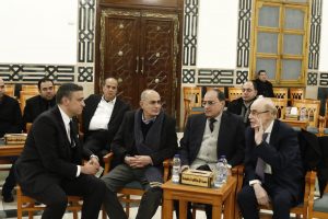 بالصور.. اللواء أمير سيد أحمد مستشار الرئيس للتخطيط العمراني يعزي أسرة المهندس حسن رشدان 1 IMG 20230126 WA0003