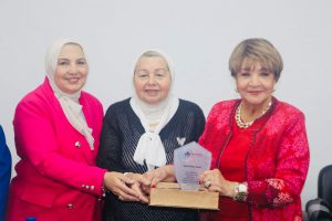 بالصور ..”إعلام cic” بالجامعة الكندية تكرم رائدات الإعلام في مصر 2 IMG 20230308 WA0156