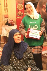 بالصور.. شبرا الخير تكرم 25 من الأمهات العاملات بالأسواق الشعبية في شبرا الخيمة 3 IMG 20230319 WA0033