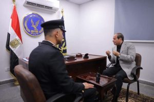 عاجل.. ألبوم صور تفقد الرئيس السيسي لقسم مدينة نصر و تناوله الإفطار مع الضباط و الأفراد 2 FB IMG 1681063414828