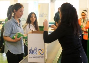 بالصور.. البنك الأهلي الكويتي – مصر يتعاون مع بنك الطعام المصري لتوزيع 1000 كرتونة غذاء على الأسر المستحقة خلال شهر رمضان 4 IMG 20230418 WA0060