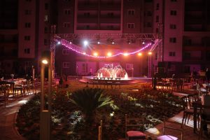 البطل للتطوير العقاري تنظم حفل سحور لعملائها للاحتفال بتسكين 40 أسرة بـ "روك إيدن" 1 IMG 20230419 WA0056