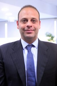 عاجل.. رجل الأعمال كريم أبو غالي يكشف خطايا شركة بريتش أمريكان توباكو في حق "المستثمرين المصريين " 1 165403 كريم أبو غالي مالك شركة كالت كريتيف