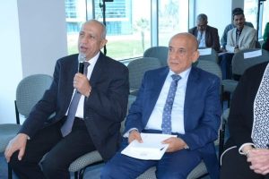 بالصور.. خبراء صناعة النقل البحري في العالم العربي يسلطون الضوء علي تجاوز التحديات وتقديم الحلول 6 FB IMG 1682982932563