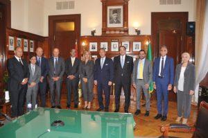 بالصور.. بنك مصر يوقع بروتوكول تعاون مع نكستا لإطلاق تطبيقها الجديد للدفع الالكتروني في السوق المصري 2 IMG 20230618 WA0019