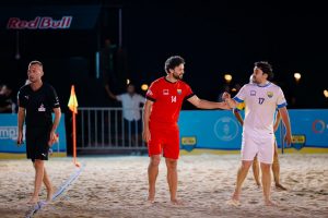 بالصور..نورث سكوير مول يشهد منافسات قوية لكرة القدم الشاطئية لنجوم الجيل الذهبي في اليوم الثاني لمهرجان العلمين 3 IMG 20230715 WA0040 1