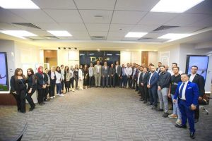 بالصور.. إقبال غير مسبوق علي مشروع "نايل بوليفارد"..والمهندس محمد طاهر يشيد باحترافية "عائلة النيل " 1 FB IMG 1692707265366 1
