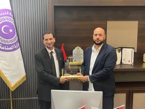 بالصور.. غرفة صناعة الجلود تدرس إقامة معرض دائم للأحذية والمنتجات الجلدية في ليبيا 3 IMG 20230926 WA0047