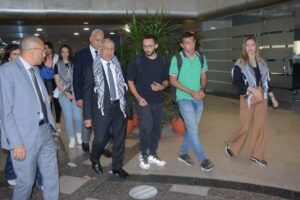 "فلسطين في القلب" .. الدكتور إسماعيل عبد الغفار يقود حملة الأكاديمية العربية للعلوم والتكنولوجيا لدعم الشعب الفلسطيني 2 FB IMG 1697918878095