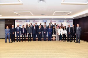 بالصور.. تعاون بين QNB الأهلي وجامعة بدر بالقاهرة لتعزيز التجربة المصرفية الرقمية للطلاب 2 IMG 20231029 WA0020
