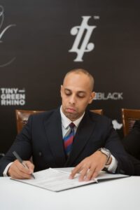 بالصور ..توقيع اتفاقية تعاون استراتيچي بين إيت للتطوير العقاري "Eight Developments" و لكزياس "Lxias" 2 IMG 20231106 WA0029 1
