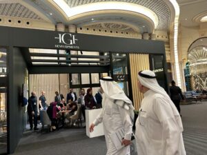 بالصور ..العملاء العرب يشيدون بمشروعات وعروض الشركات المصرية المشاركة بمعرض عقارات النيل بجدة 4 IMG 20231116 WA0149