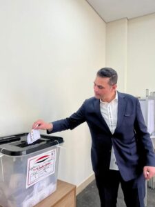 المهندس محمد طاهر بعد الإدلاء بصوته : المصريون يصنعون المستقبل بالمشاركة في الانتخابات الرئاسية 3 FB IMG 1702248376385
