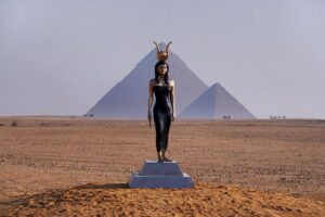 بالصور.. "مدينتي" تستضيف معرض " الأبد هو الأن " تحت اشراف وزارتي السياحة والخارجية واللجنة الوطنية لليونسكو 1 IMG 20231204 WA0163