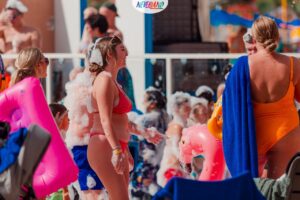الباتروس تتألق .. كامل أبو علي يزين البحر الأحمر باحتفالية عالمية 2 IMG 20231209 WA0055