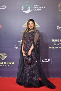 هنا الجمهورية الجديدة.. الدكتورة مني العمدة تحصل علي جائزة أفضل برنامج عقاري من مهرجان وشوشة 3 IMG 20231212 WA0194