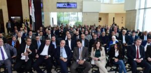 بالصور.. المطور ينشر تفاصيل لقاء رئيس البورصة مع قيادات الشركات الأعضاء بالسوق 1 IMG 20231219 WA0061