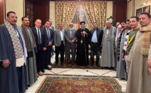 بالصور.. وفد من المؤسسة الدولية للتنمية الاقتصادية برئاسة الحاج إبراهيم الشنراوي الرئيس التنفيذي للمؤسسة يقدم التهاني والهدايا لكنائس بني سويف 2 IMG 20240109 WA0036