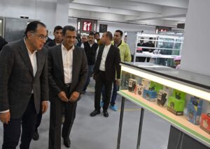 بالصور.. رئيس مصنع "وادي السيليكون": زيارة رئيس الوزراء أعطت دفعة كبيرة للمستثمرين باقتصادية قناة السويس 3 IMG 20240113 WA0030