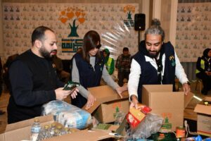 بالصور .. «كريمة العلا» تُجهز أضخم قافلة إغاثية لقطاع غزة 4 IMG 20240115 WA0086