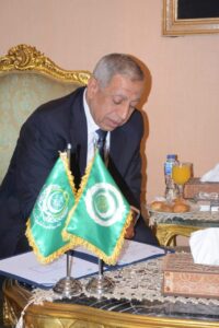 بالصور.. الأكاديمية العربية للعلوم والتكنولوجيا توقع بروتوكول مع المحكمة الدستورية العليا بشأن التعاون العلمي والأكاديمي المشترك 2 FB IMG 1707976119406