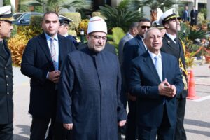 بالصور.. رئيس الأكاديمية يستقبل وزير الأوقاف بمقر الأكاديمية العربية الرئيسى بأبوقير 4 IMG 20240210 WA0065